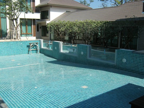 สร้างอควาเรียม กระจกกั้นสระว่ายน้ำ